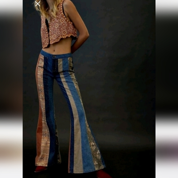 Free People Serena low rise flare jean - Picture 2 of 16